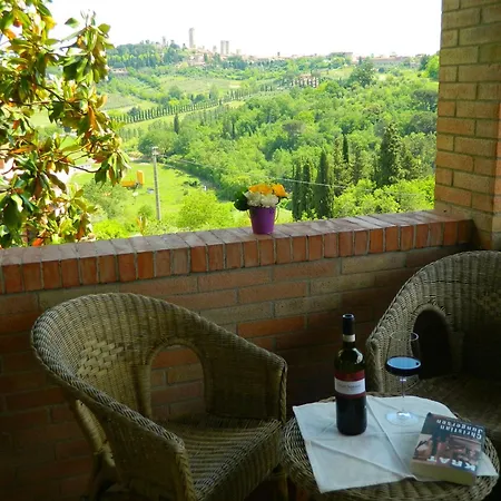 Edera San Gimignano